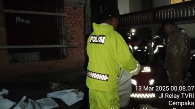 Polres Kerinci Sigap Evakuasi dan Bantu Korban Banjir Batang Merao