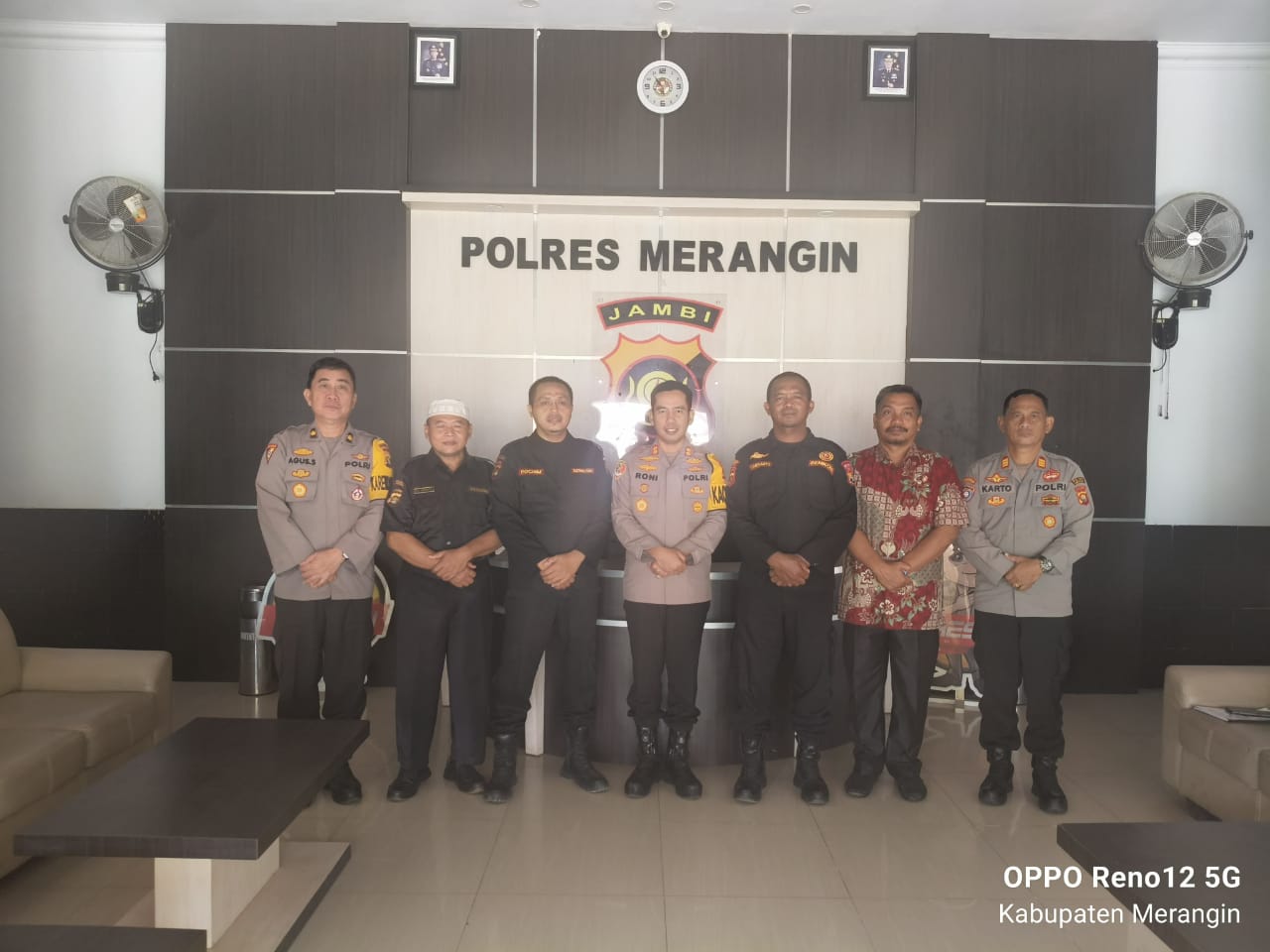 Kapolres Merangin Terima Kunjungan Silaturohmi Pengurus SENKOM Cabang Merangin