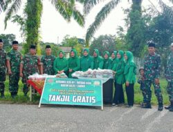 Koramil 420-01/Batang Asai Bagikan Takjil Gratis Meriahkan Bulan Suci Ramadhan*