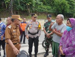 Kembali Ambles, Wabup H A Khafid Tinjau Jalan Bukit Tiung