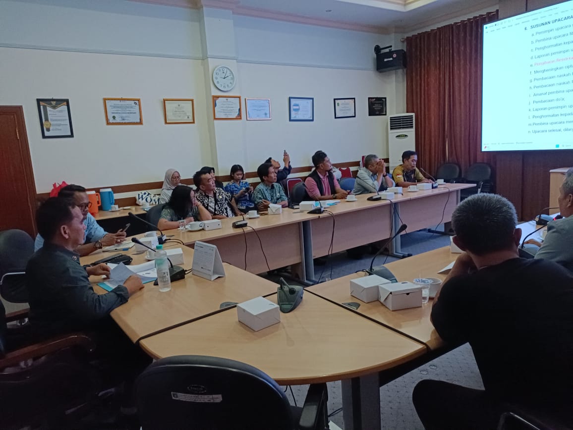 Pemkab Sintang Akan Libatkan Ribuan Pelajar Berpakaian Adat Daerah Pada Upacara Hardiknas 2025