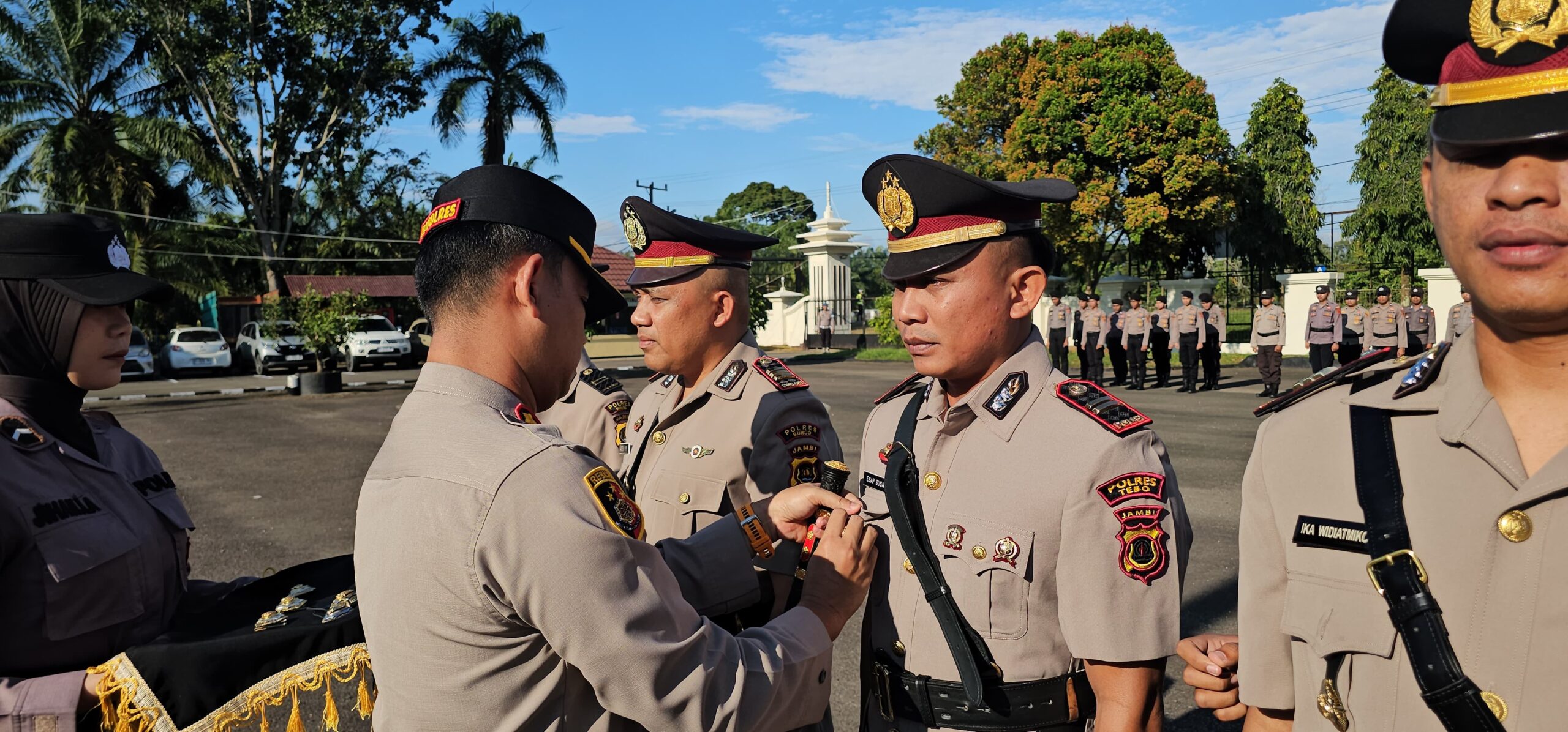 Kapolres Tebo Pimpin Serah Terima  Jabatan  Dan Korp Raport Kenaikan Pangkat  Di Polres Tebo