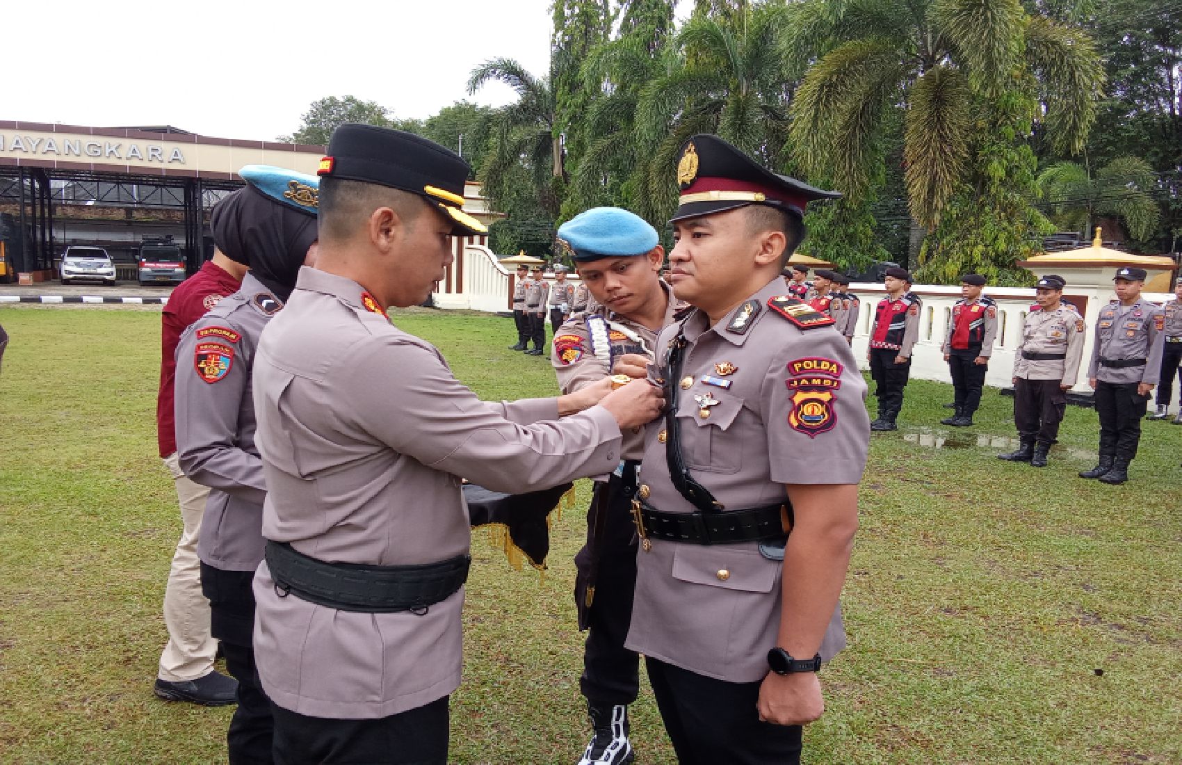 Kasat Lantas dan KBO Narkoba Serta Perwira Staff Polres Berganti,Kapolres Merangin  Katakan Rotasi Merupakan Penyegaran dan Prestasi Personil