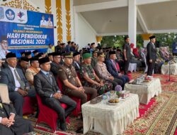 Dandim 0420/Sarko Hadiri Upacara Hardiknas 2025 di Merangin, Tegaskan Komitmen TNI untuk Pendidikan