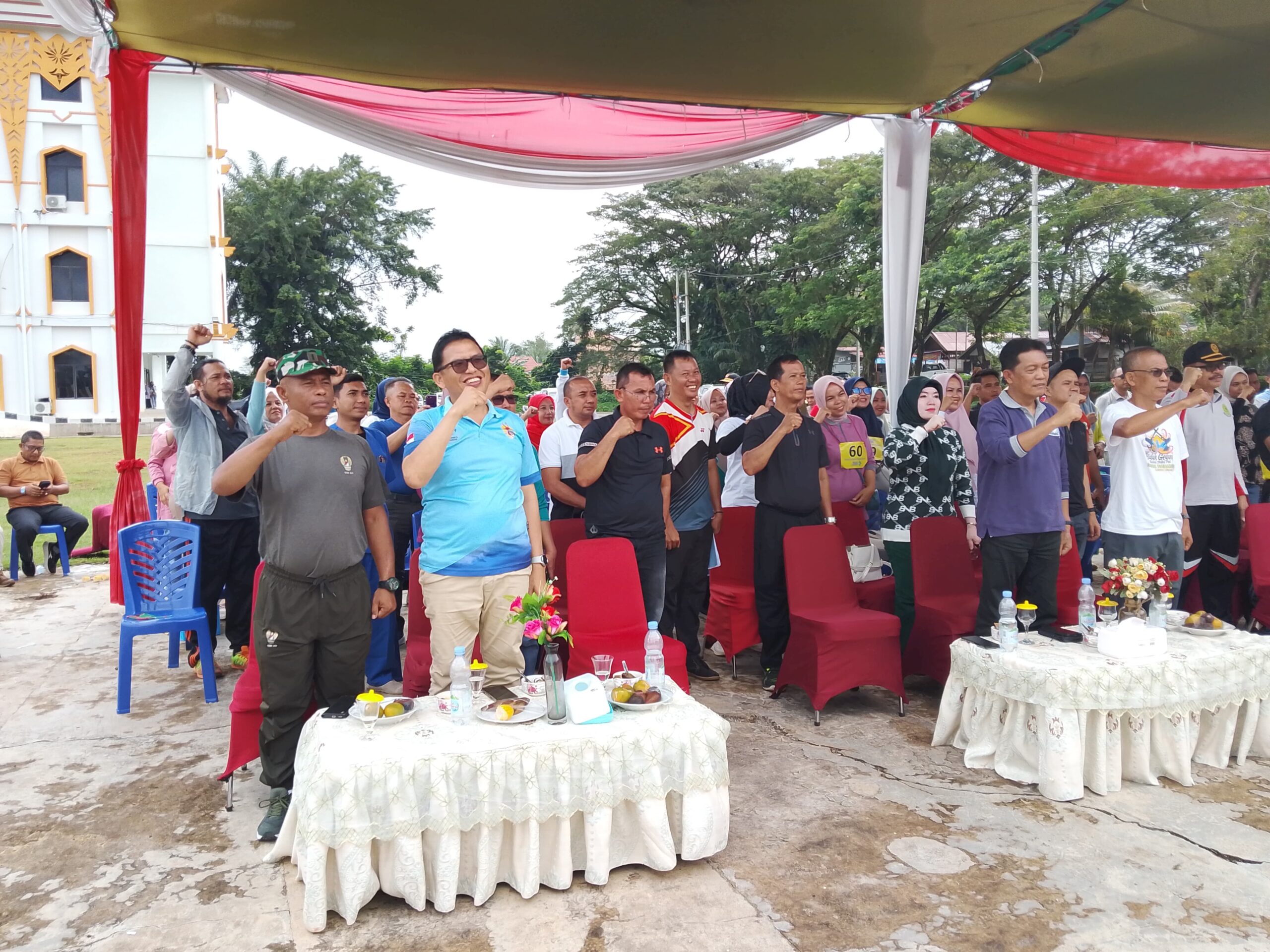 Kodim 0420/Sarko Tunjukkan komitmennya mendukung kesehatan Pengendalian Penyakit dan Pemeriksaan Kebugaran ASN Merangin