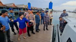Lanal Bintan Pulangkan Korban Kapal Tenggelam di Perairan Berakit