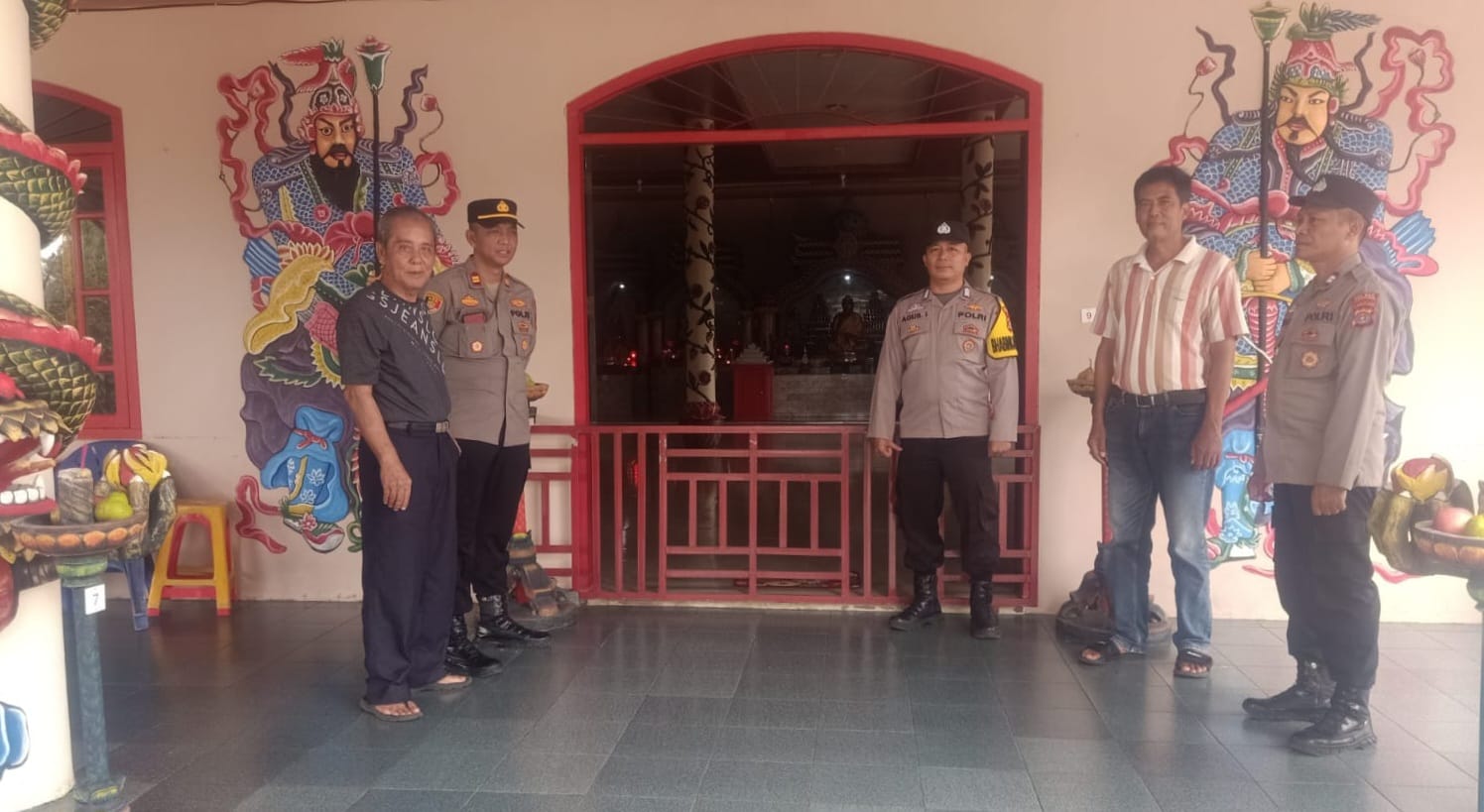 Polres Tanggamus Lakukan Pengecekan Keamanan Jelang Perayaan Waisak 2569 BE di Vihara Dharma Agung