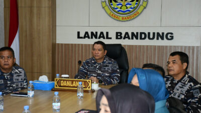 Komandan Lanal Bandung Ikuti Briefing Awal Latihan Penegakan Hukum dan Keamanan Laut Jajaran Koarmada I