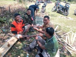 Tampak Jelas Kebahagiaan Warga Bersama Babinsa Desa Sungai Bemban, Serka Azhari dari Koramil 420-01/Batang Asai