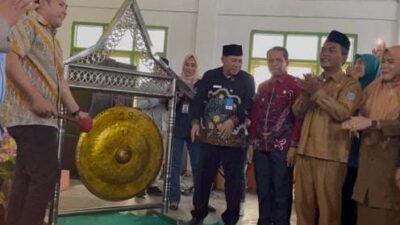 Lagi, Bupati H M Syukur Launching Sekolah Lansia· Desa Pauh Menang dan Desa Plakar Jaya Kecamatan Pamenang