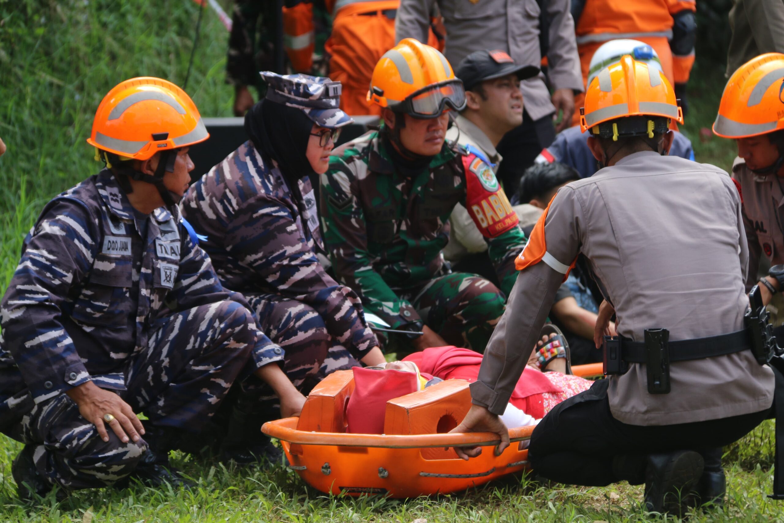 TNI AL Respon Cepat Siaga Bencana Alam Gempa Sesar Lembang Bandung