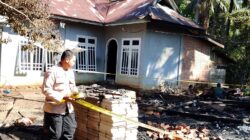 Rumah milik warga di RT 05 Dusun Sumber Jaya, Desa Sekancing, Kecamatan Tiang Pumpung, ludes dilalap si jago merah