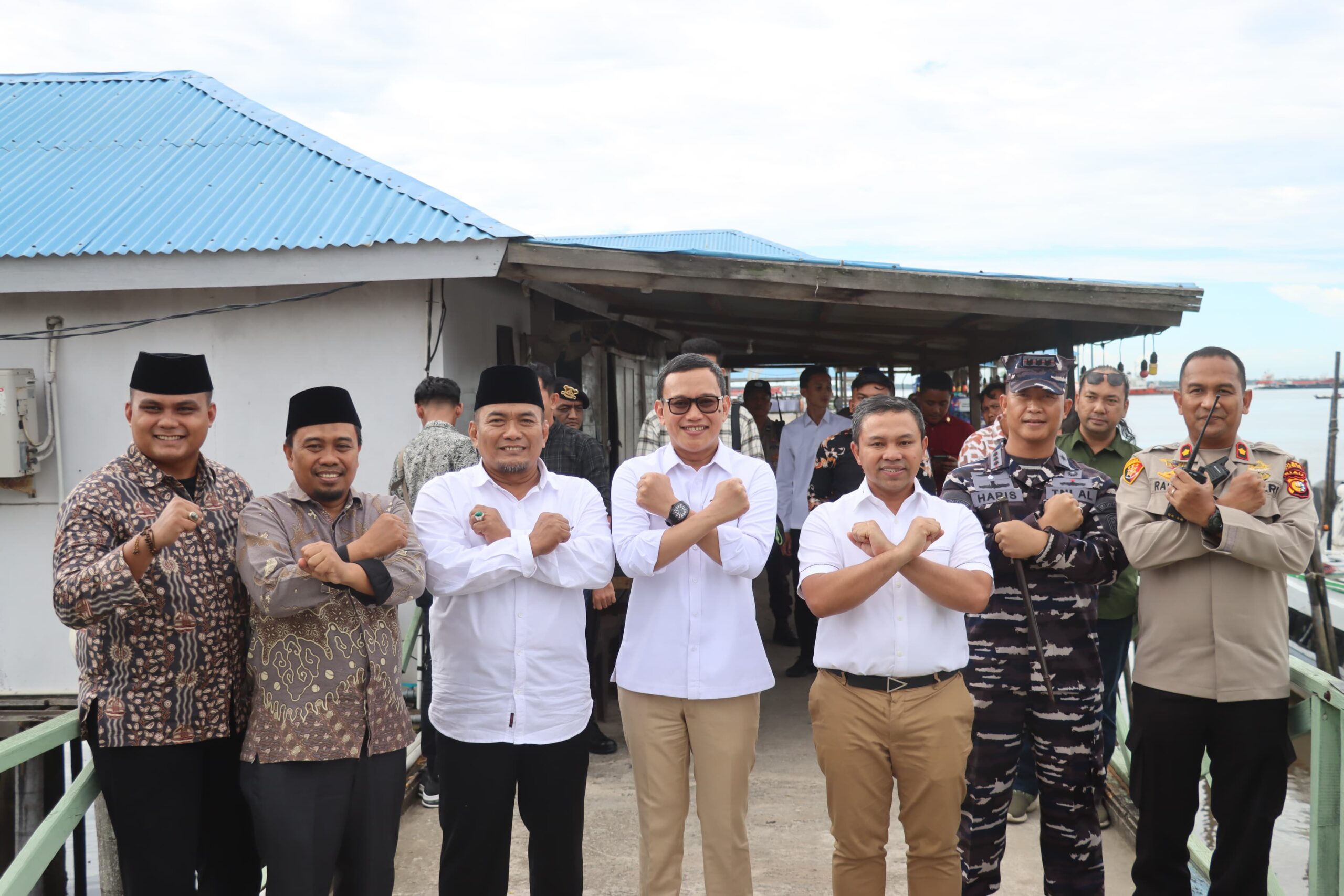 Kolaborasi dan Sinergi Efektif Untuk PMI, Danlanal Bersama Gubernur Riau Dampingi Menteri P2MI Tinjau Fasilitas Pelayanan PMI di Pelabuhan Internasional Dumai