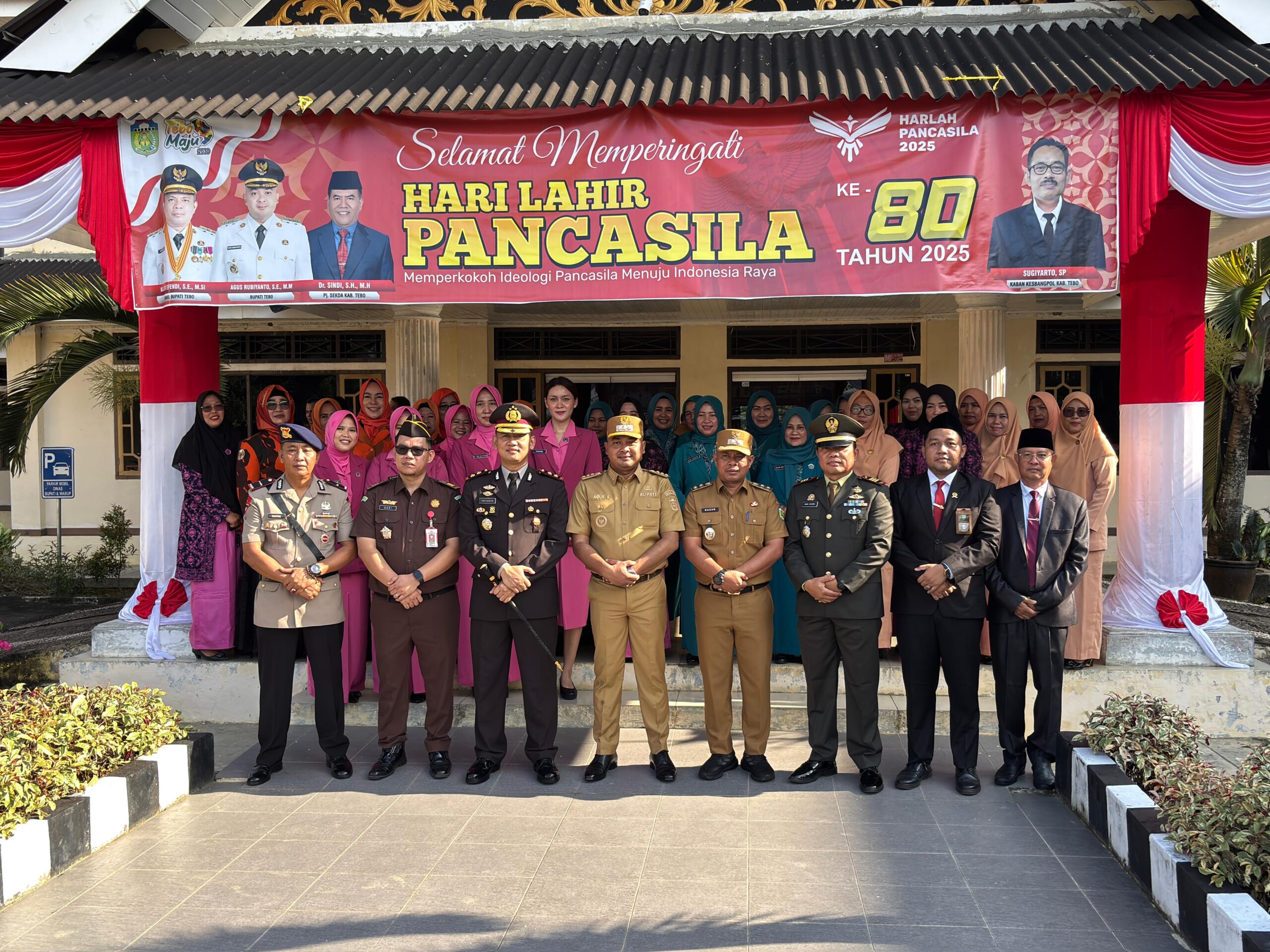 Polres Tebo  Hadiri Upacara Peringatan Lahir Pancasila Ke – 80 Di Kab Tebo
