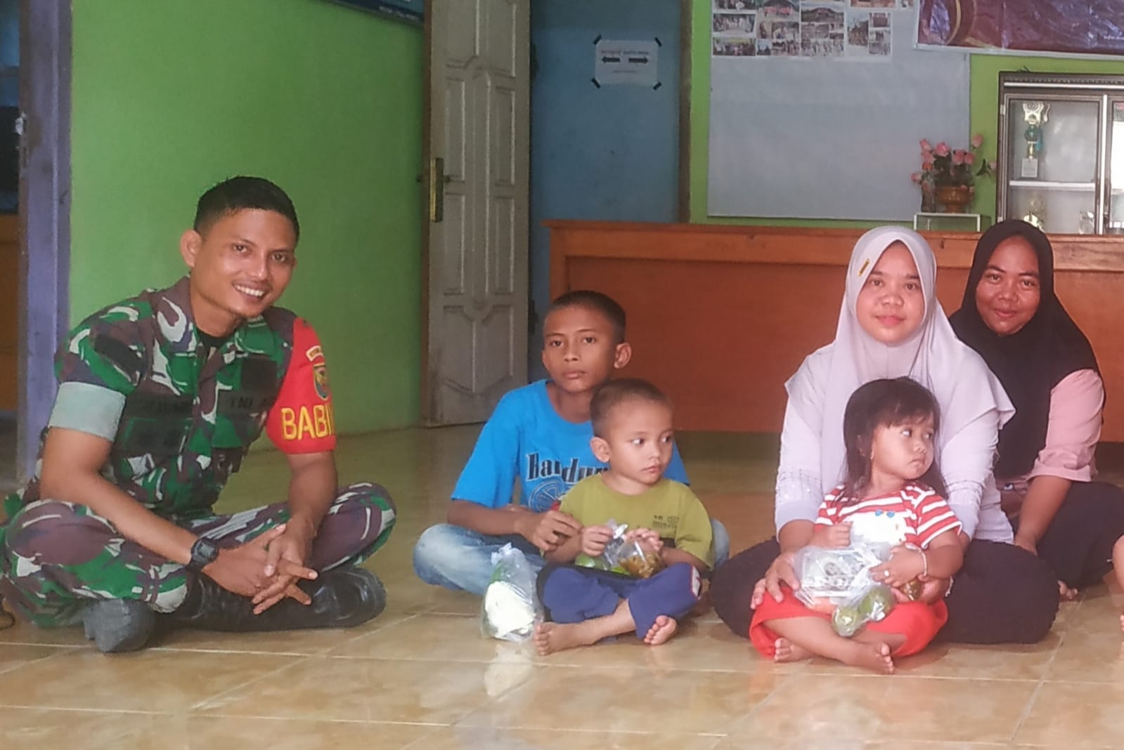 Kopda Sujatmiko Laksanakan Komsos Bersama Kader Posyandu di Desa Mekar Limau Manis, Sinergi TNI dan Kesehatan Demi Masyarakat Sehat