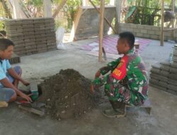 Koptu Toni kusnadi,Babinsa Koramil 420-03/Pauh Kodim 0420/Sarko melaksanakan kegiatan komunikasi sosial (KOMSOS)