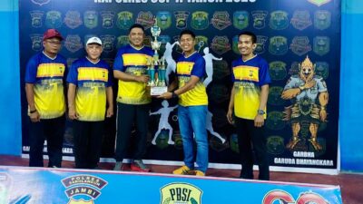 Semarak Hari Bhayangkara 2025, Kapolres Sarolangun Resmi Buka Turnamen Bulu Tangkis Kapolres Open Cup-II.