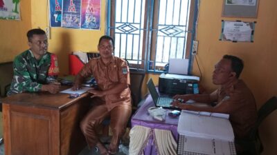 Babinsa Koramil 420-08/Tabir Sertu Edi Susanto Laksanakan Komsos Bersama Aparat Desa Rejosari