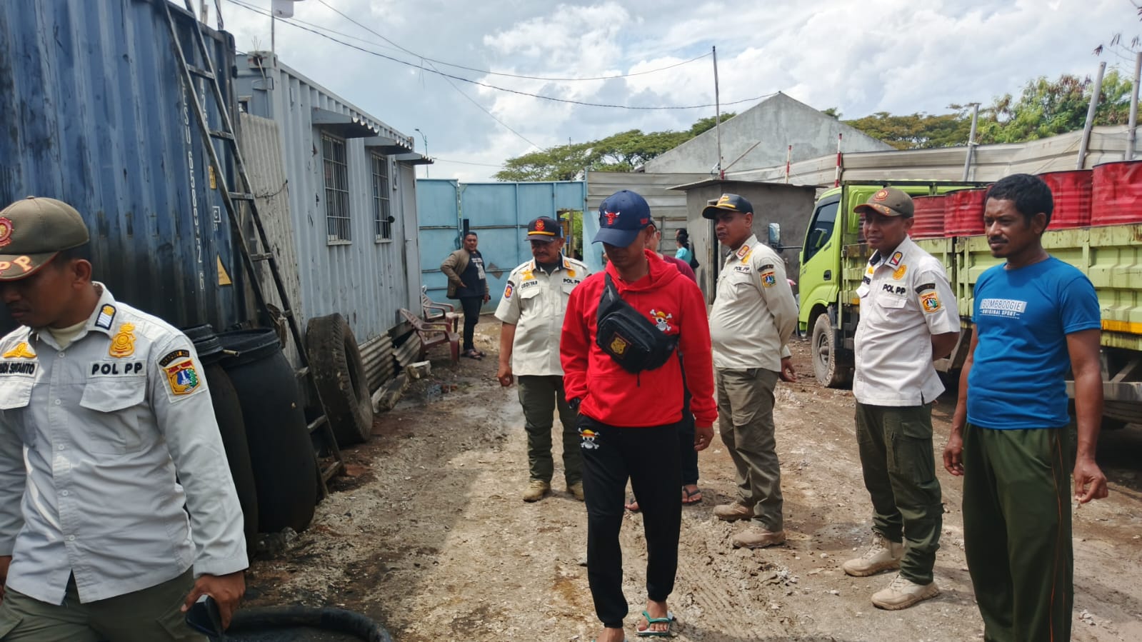 Klarifikasi Isu Hoaks Terkait Usaha Oli Bekas Di Cilincing