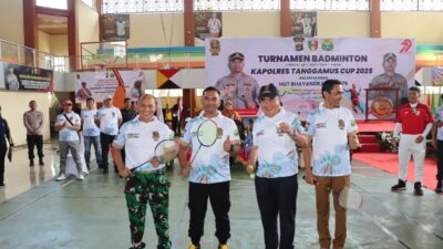 Meriah, Pembukaan Turnamen Bulu Tangkis Kapolres Tanggamus Cup 2025, Sambut Hari Bhayangkara Ke-79