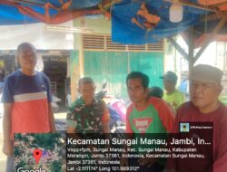 Babinsa Komsos Dengan Warga Di Desa Binaan Supaya Silaturahmi Tetap Terjaga