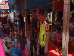 Babinsa dan Bhabinkamtibmas Sambangi Pasar Tradisional, Dengarkan Aspirasi Warga
