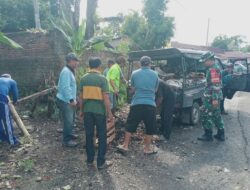 Babinsa dan Warga Kompak Gotong Royong, Wujudkan Lingkungan Bersih dan Aman