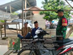 Babinsa Koramil 420-08/Tabir, Serda Sugiono melaksanakan Komsos bersama masyarakat di Desa Telentam Kecamatan Tabir Barat.