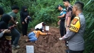 Polres Tanggamus Ambil Sampel DNA dan Dampingi Keluarga Diduga Orang Tua dari Jenazah Tanpa Kepala di Pantai Limau