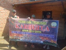 Babinsa Koramil 420-06/Muara Siau Laksanakan Patroli dan Sosialisasi Karhutla di Desa Tanjung Dalam