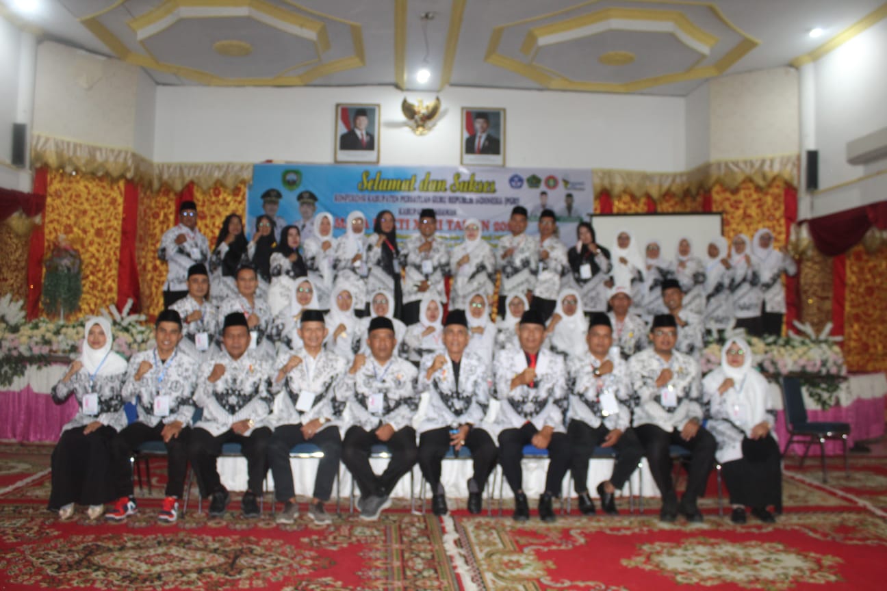 Bupati Welly Suhery Buka Konferensi Kabupaten PGRI Zulfajri Terpilih Selaku Ketua PGRI Pasaman Secara Aklamasi
