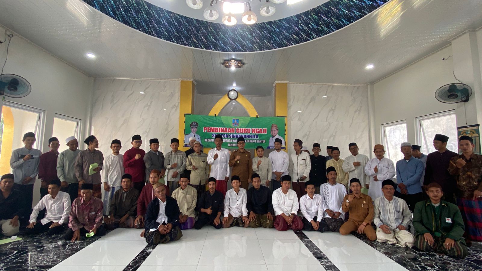 Kegiatan pembinaan dan pendataan bantuan insentif guru ngaji se desa sindangheula
