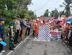 Semarak HUT RI ke-80, Pawai Pembangunan Meriahkan Kecamatan Sungai Manau