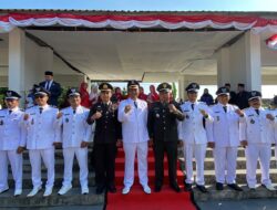 Kades sindangheula Suheli jadi pembaca naskah proklamasi di upacara HUT RI KE 80 kecamatan Pabuaran
