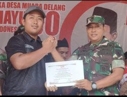 Serma Sumarlis Hadiri dan Amankan Karnaval HUT RI Ke-80 di Desa Muara Delang