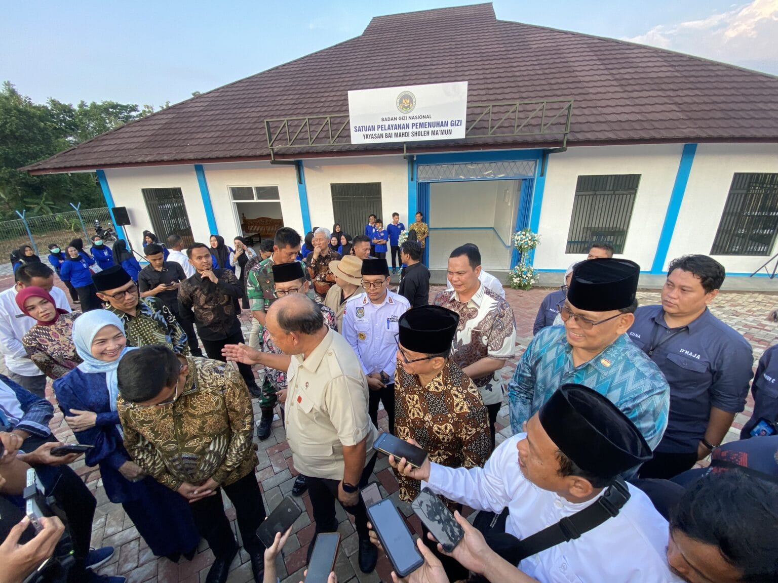 Kepala desa sindangheula menghadiri launching sppg di ponpes bai mahdi