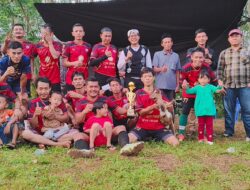 Final turnamen sepak bola oplosan Jelupang wetan sukses,kepala desa sindangheula apresiasi panitia dan pemuda
