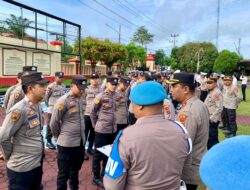 Tingkatkan Kedisiplinan, Wakapolres Sarolangun Cek Sikap Tampang dan Kelengkapan Personel.