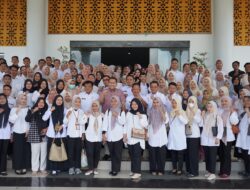 Bupati H M Syukur: Kita Tinggal Tunggu Kepastian Hukum Terkait Gaji Tenaga Honorer Lebih Dua Tahun Ikut CPNS Tak Masuk Database