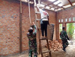Semangat Gotong Royong Warnai Pembangunan RTLH dalam Rangka Kegiatan Bakti Teritorial Prima Menyambut HUT ke – 80 TNI di Desa Lubuk Gaung