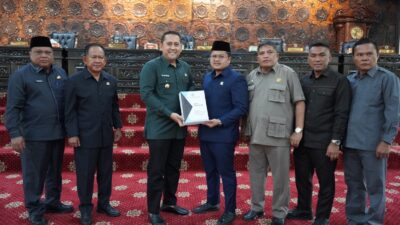 Bupati H M Syukur Sampaikan RAPBD 2026 dan Nota Keuangan· Berhasil Lewati Krisis Ekonomi, Bupati Fokus Bangun Infrastruktur