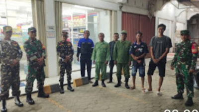 Babinsa Koramil 420-08/Tabir Pastikan situasi wilayah tetap aman, tertib, dan kondusif, khususnya pada malam hari Babinsa Koramil 420-08/Tabir Pastikan situasi wilayah tetap aman, tertib, dan kondusif, khususnya pada malam hari