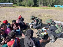 Jaya Sakti Sehat, Dipedalaman Intan Jaya Personil TK Maya Berikan Sentuhan Kasih