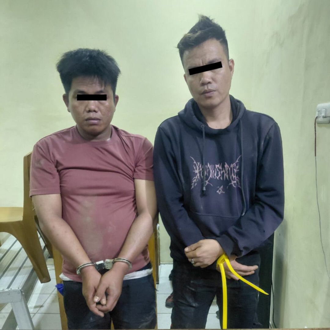 Pengerebekan Dramatis, Dua Warga Lubuk Kepayang Ternyata Pengedar Narboba, Sembunyikan Sabu dan ditemukan Uang Hasil Penjualan.