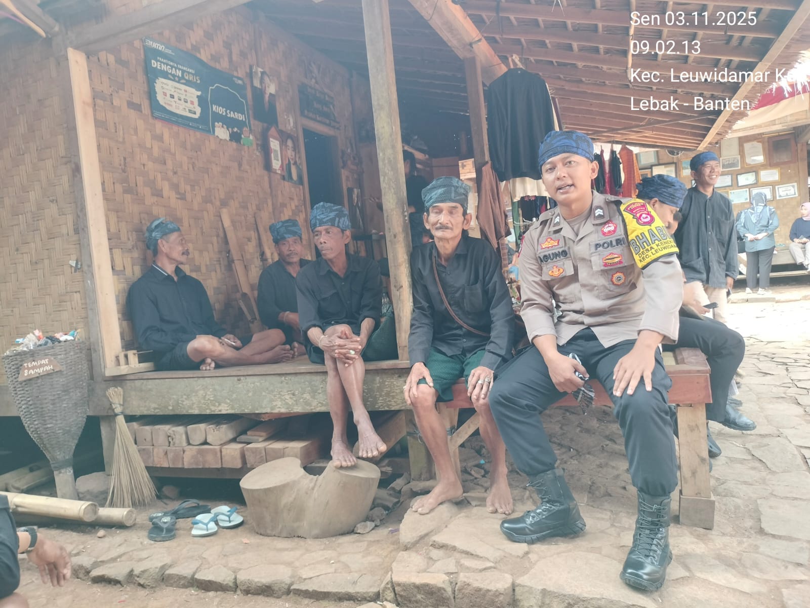 Sambang Di Desa Binaan, Cara Bhabinkamtibmas Polsek Leuwidamar Polres Lebak Dekati Warganya