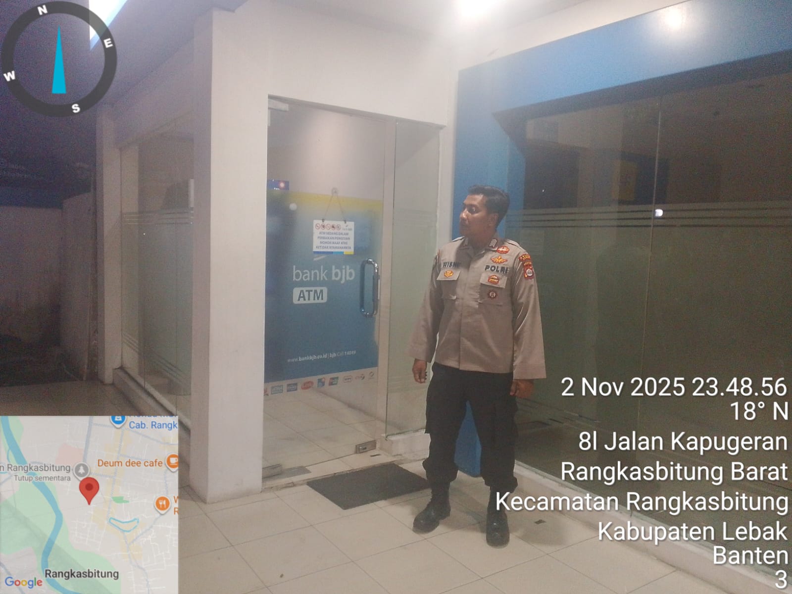 Polsek Rangkasbitung Polres Lebak Cek Mesin ATM Milik Bank BJB di Jalan Abdi Negara