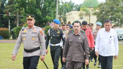 Polres Sarolangun Gelar Apel Kesiapsiagaan Tanggap Darurat Bencana Hidrometeorologi Tahun 2025. Polres Sarolangun Gelar Apel Kesiapsiagaan Tanggap Darurat Bencana Hidrometeorologi Tahun 2025.
