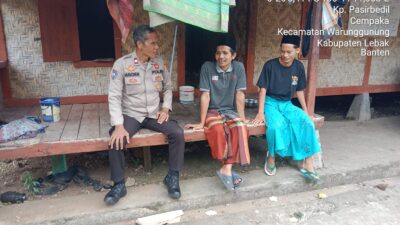 Sambang Warga Kanit Binmas serta Bhabinkamtibmas Polsek Warunggunung Pelihara Kamtibmas di Wilayah Hukum Polsek Warunggunung Sambang Warga Kanit Binmas serta Bhabinkamtibmas Polsek Warunggunung Pelihara Kamtibmas di Wilayah Hukum Polsek Warunggunung