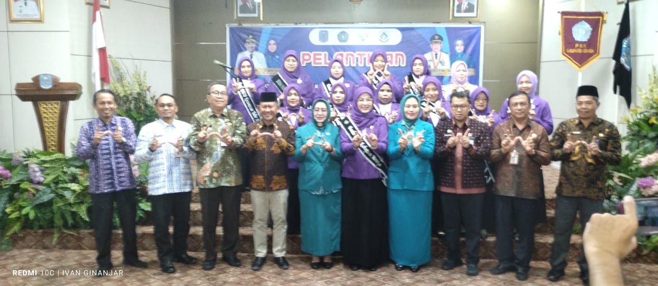 Lavita Syukur Lantik 12 Ketua TP PKK, Bunda PAUD dan Ketua TP Pembina Posyandu Tingkat Kecamatan