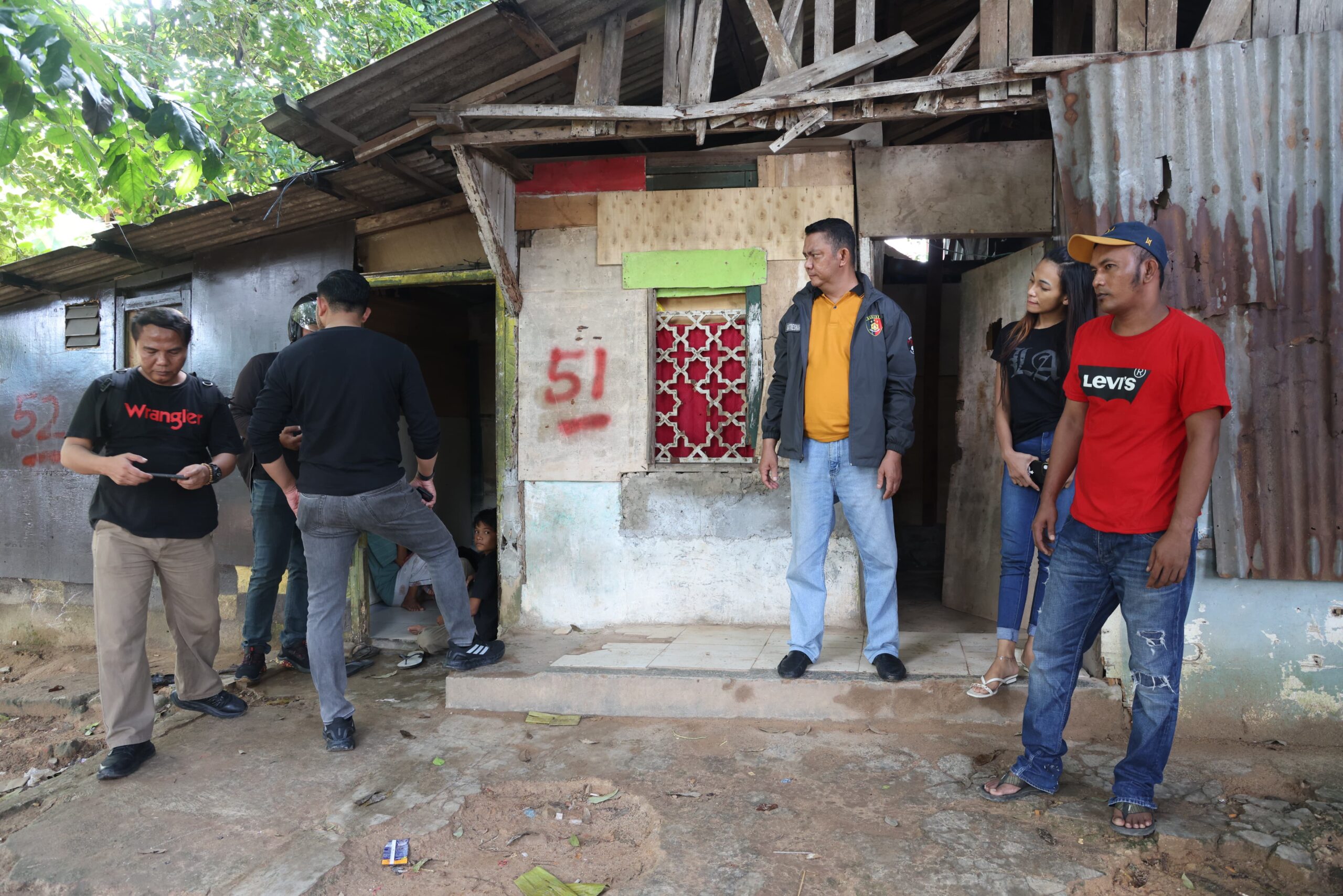 Operasi Gabungan di Muka Kuning: 51 Terjaring, Dua Sarang Narkoba Dibongkar